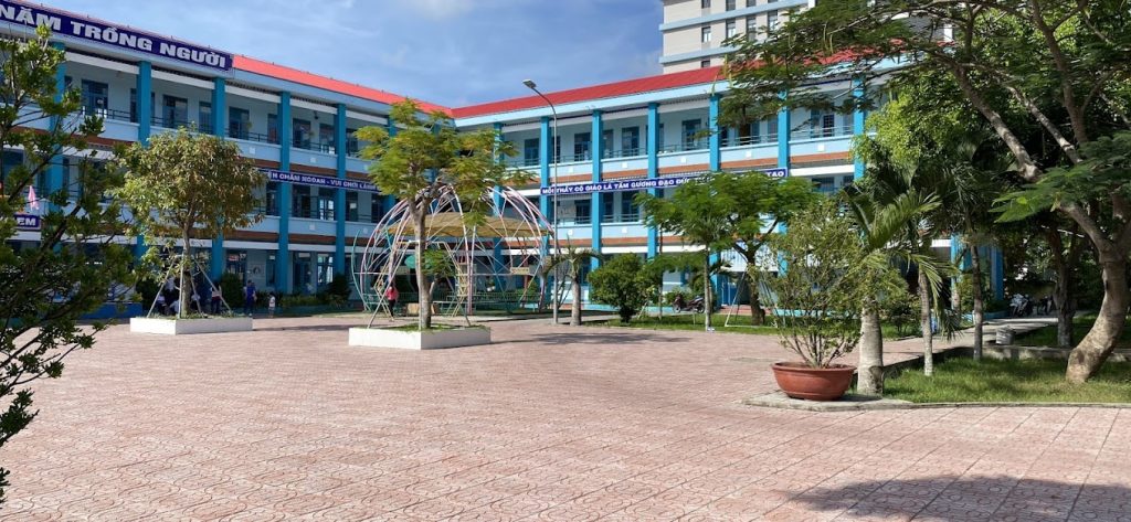 Trường Tiểu Học Lê Văn Tám