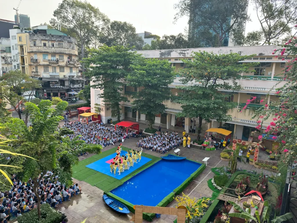 truong-tieu-hoc-tran-hung-dao-quan-1